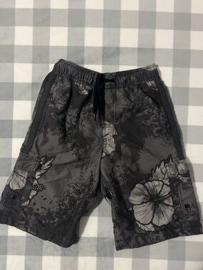 Arizona Jean Company Gray Floral Board Shorts